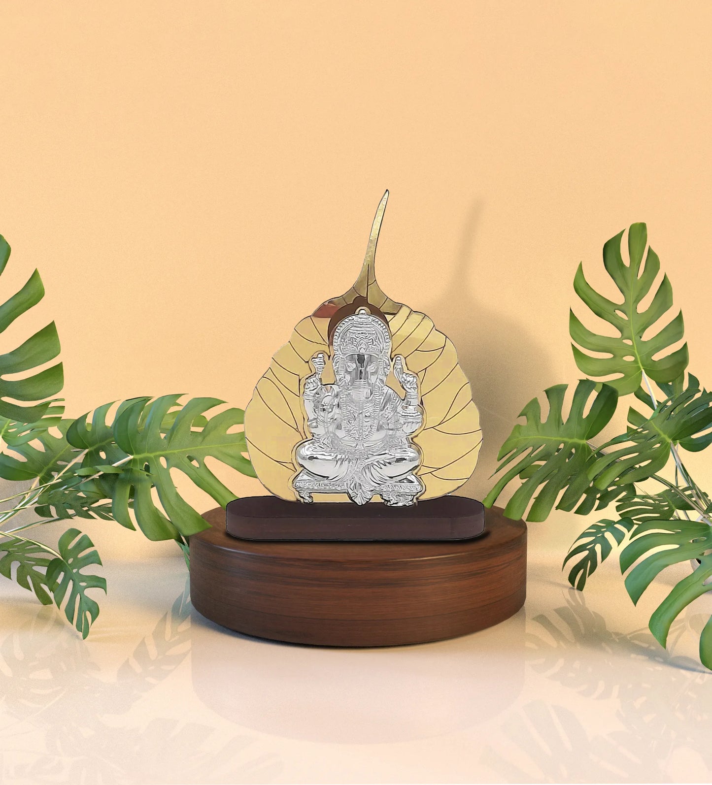 Divine Ganesh Ji - Peepal Leaf